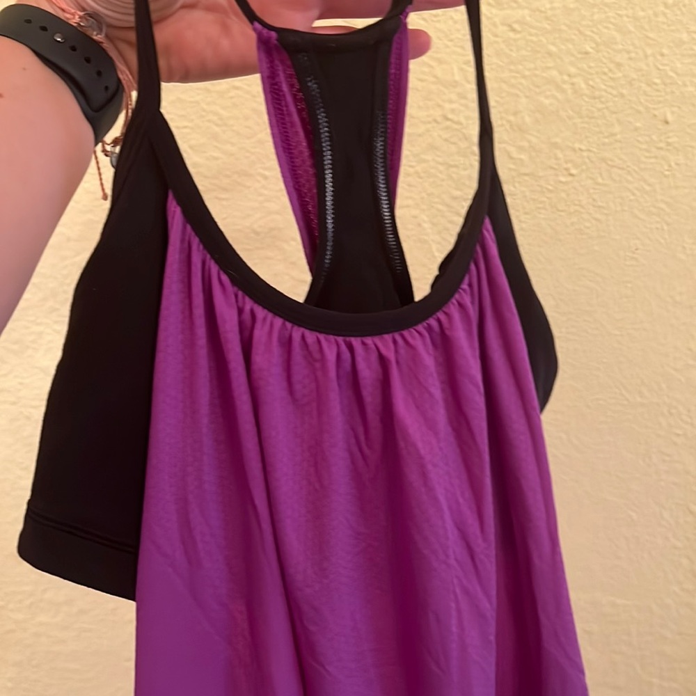 Lululemon Tank w/built in bra